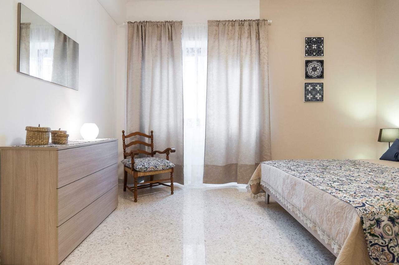 Casa Vacanza Flora Daire Sperlonga Dış mekan fotoğraf