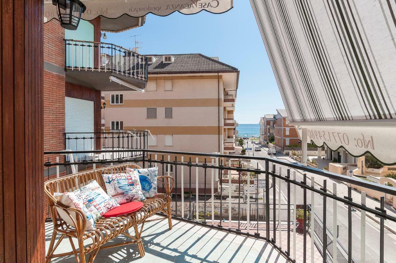 Casa Vacanza Flora Daire Sperlonga Dış mekan fotoğraf
